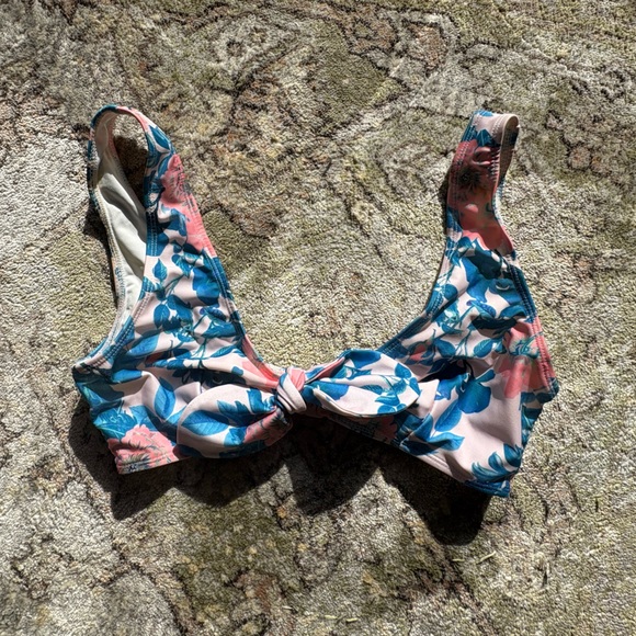 Swimtop Bundle - Picture 4 of 6